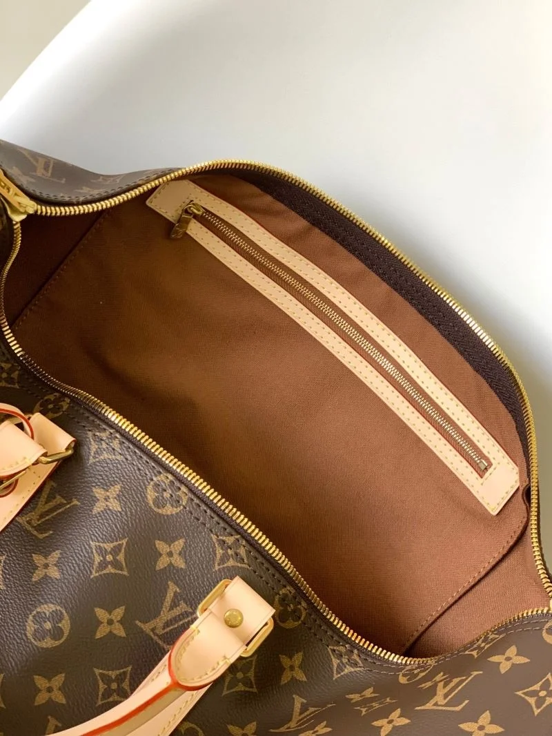 WrinkleFree Louis Vuitton Travel Bags 39083