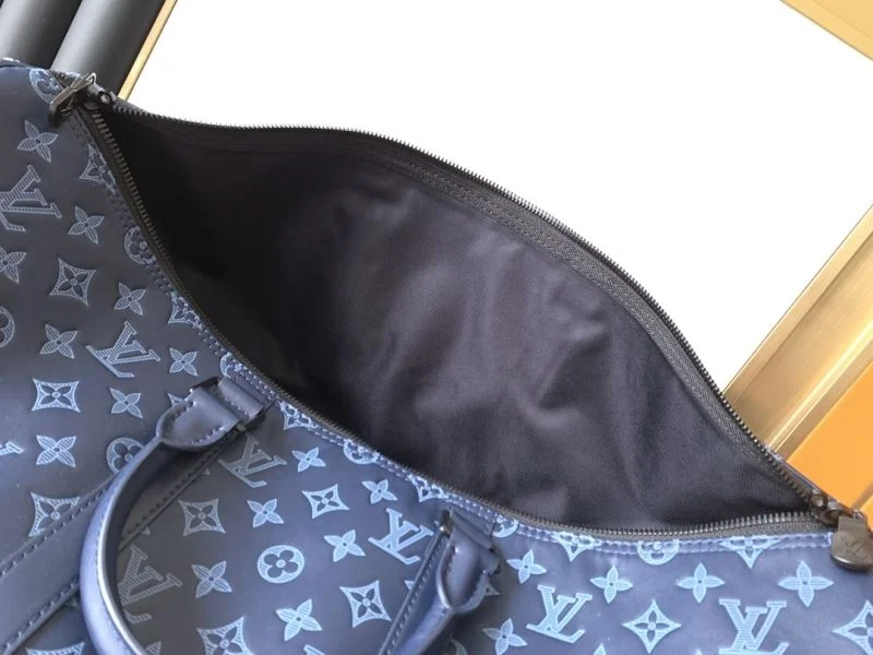 WeatherProof Louis Vuitton Travel Bags 39060