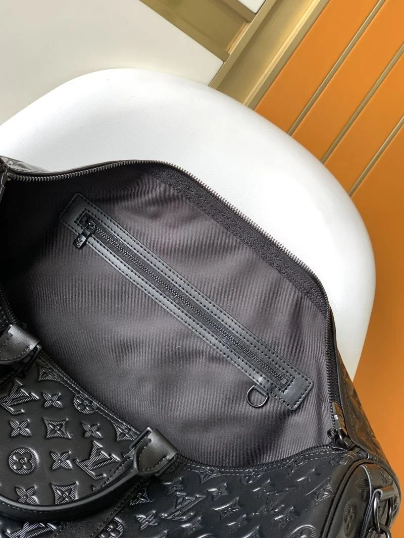 Sustainable Louis Vuitton Travel Bags 39079