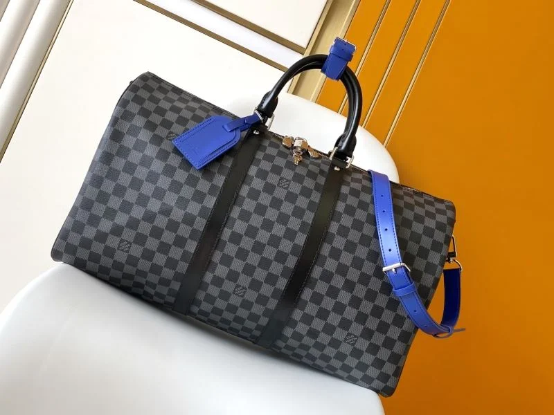 UrbanStyle Louis Vuitton Travel Bags 39074