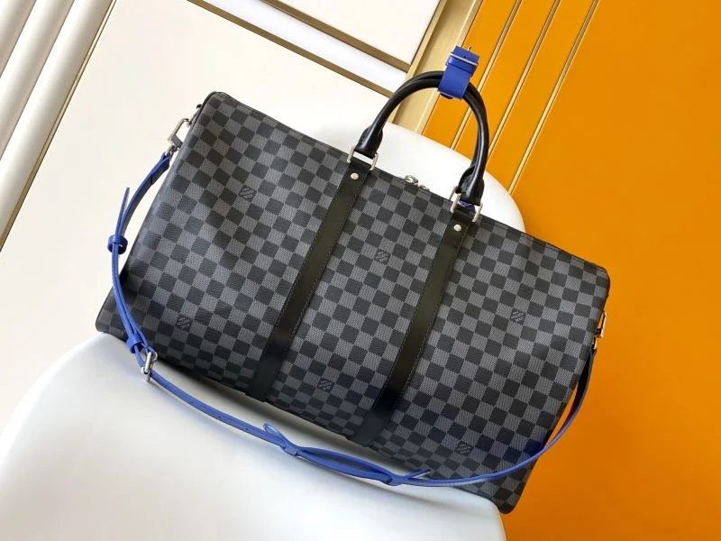 UrbanStyle Louis Vuitton Travel Bags 39074
