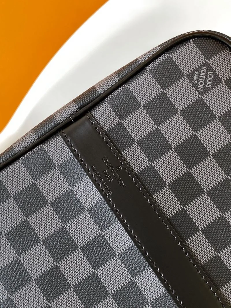 UrbanStyle Louis Vuitton Travel Bags 39074
