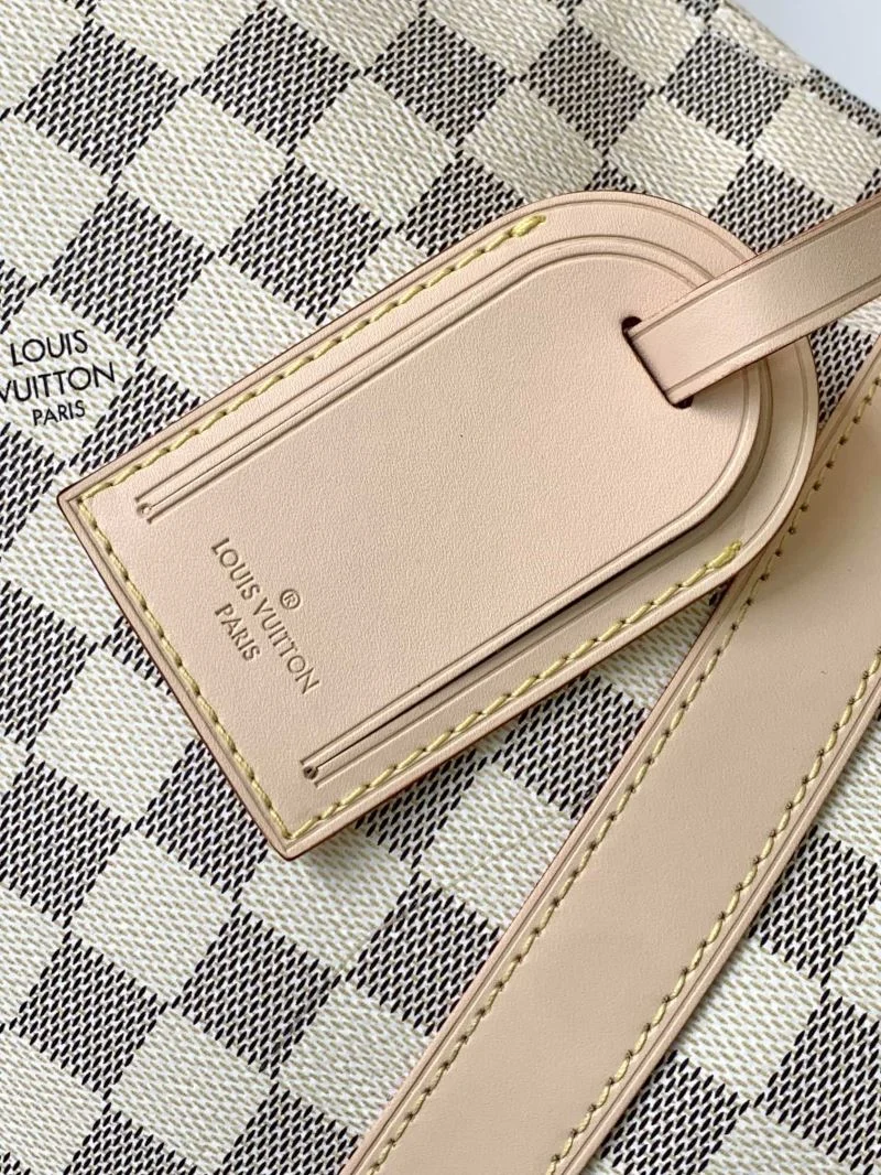 Seasonal Louis Vuitton Travel Bags 39053
