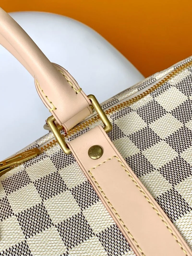 Seasonal Louis Vuitton Travel Bags 39053