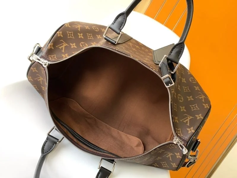 Soft Louis Vuitton Travel Bags 39068