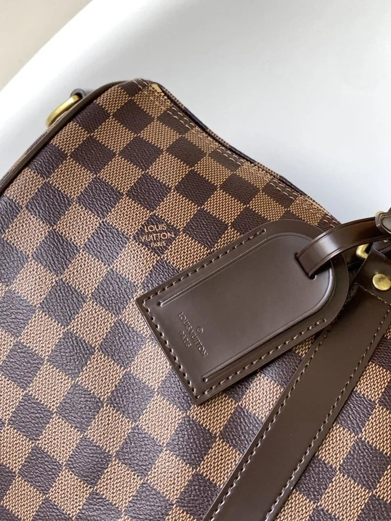 AllSeason Louis Vuitton Travel Bags 39050