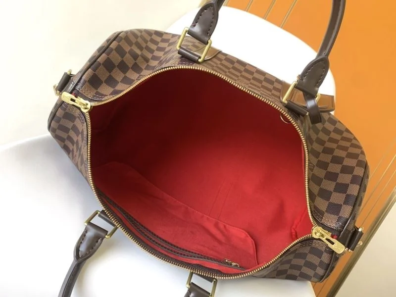 AllSeason Louis Vuitton Travel Bags 39050