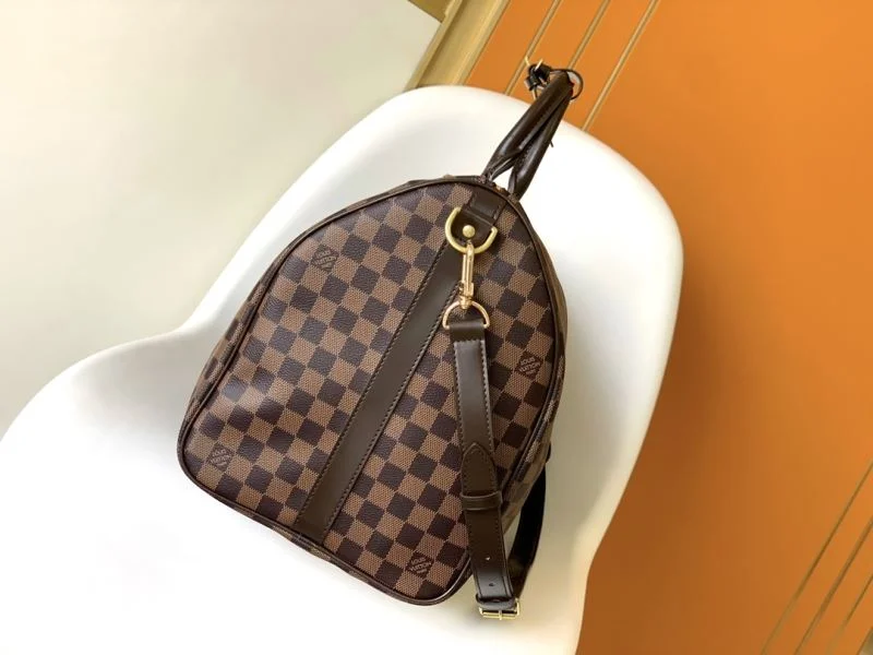 Louis Vuitton Travel Bags Cozy 39065