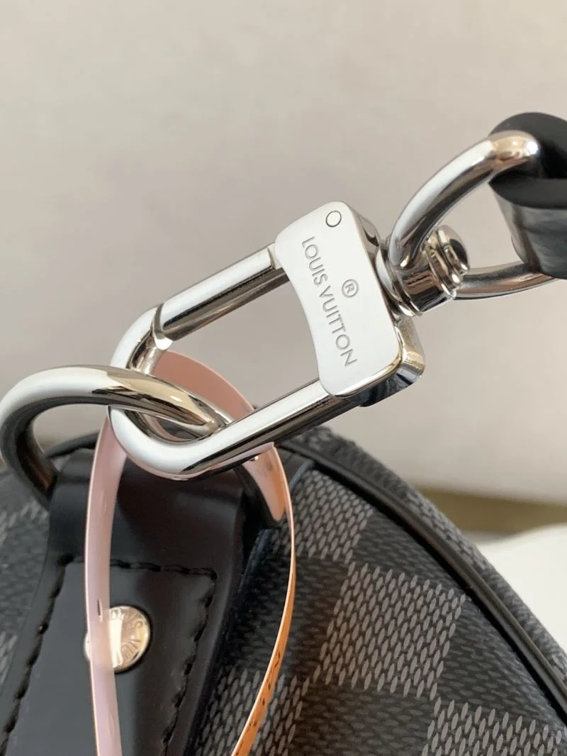 Louis Vuitton Travel Bags ZipUp 38945
