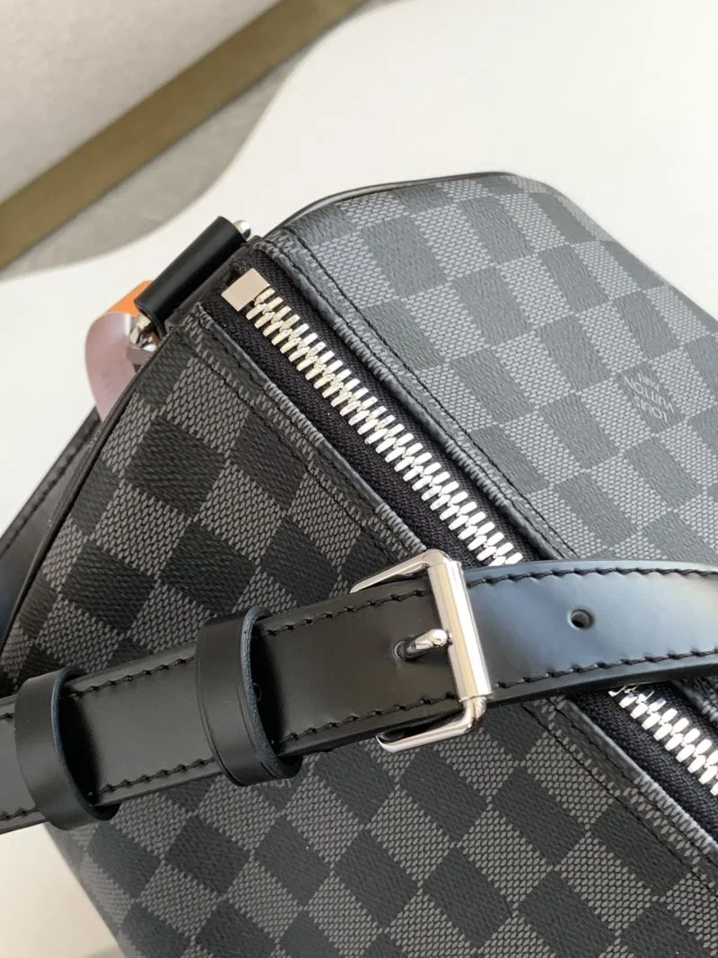 Louis Vuitton Travel Bags ZipUp 38945