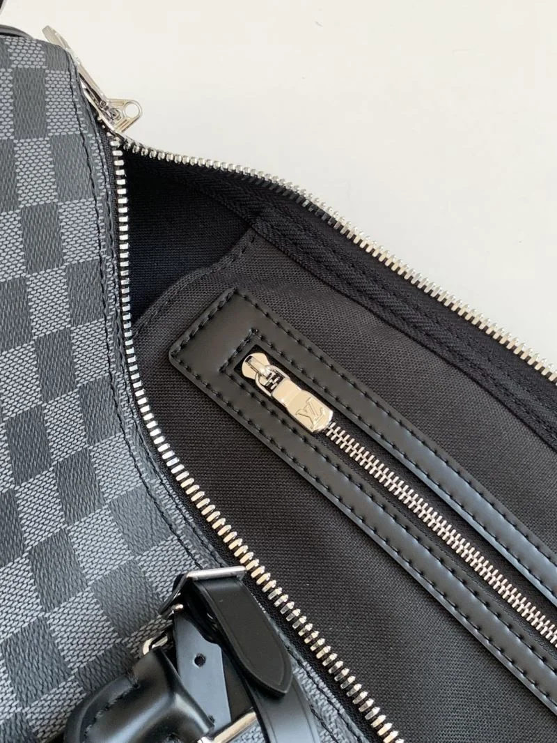 Louis Vuitton Travel Bags ZipUp 38945