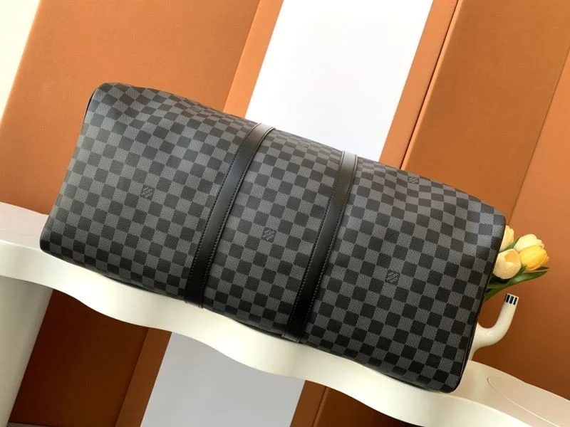 Soft Louis Vuitton Travel Bags 38957
