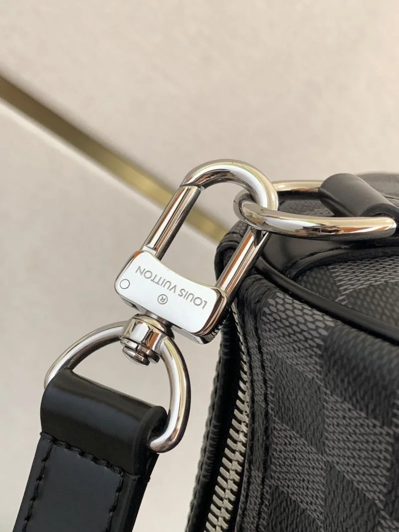 Soft Louis Vuitton Travel Bags 38957