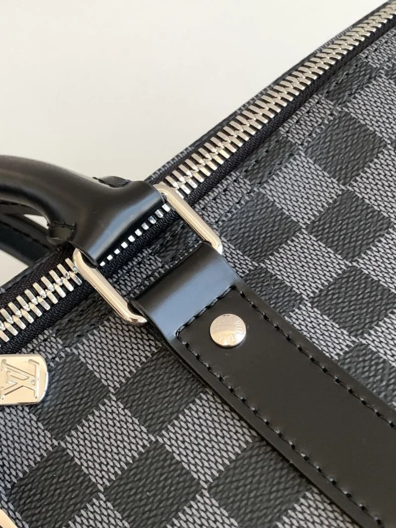 Soft Louis Vuitton Travel Bags 38957