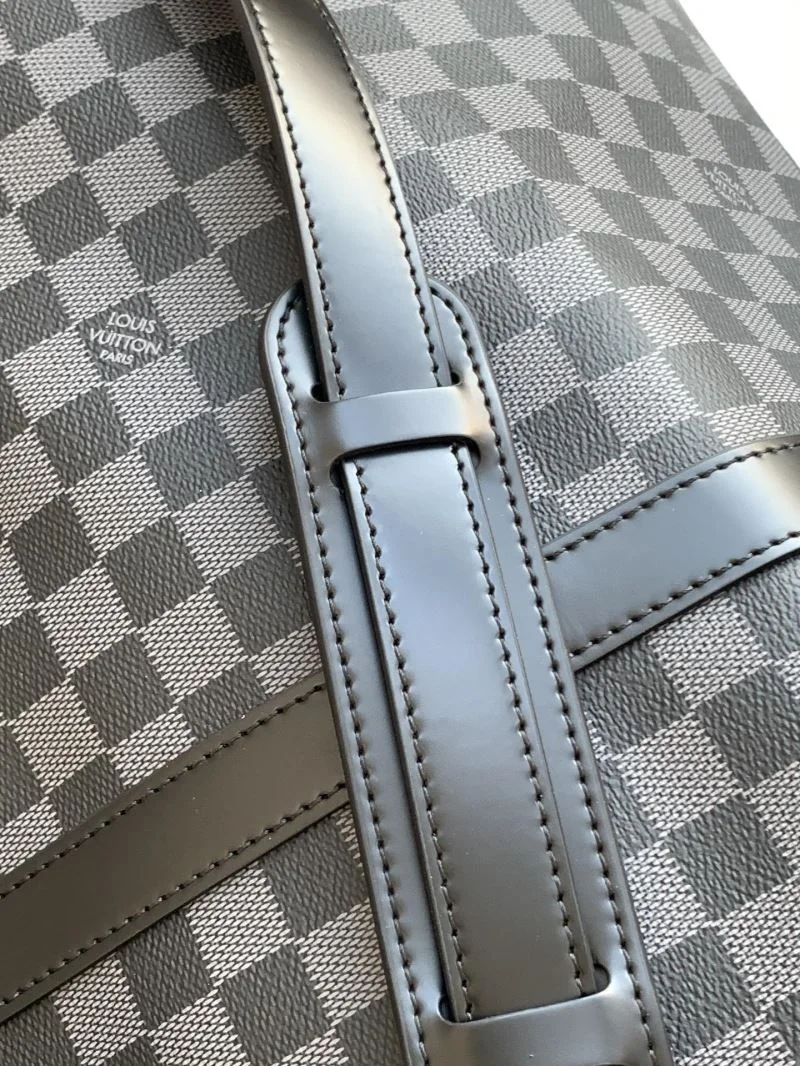 Soft Louis Vuitton Travel Bags 38957