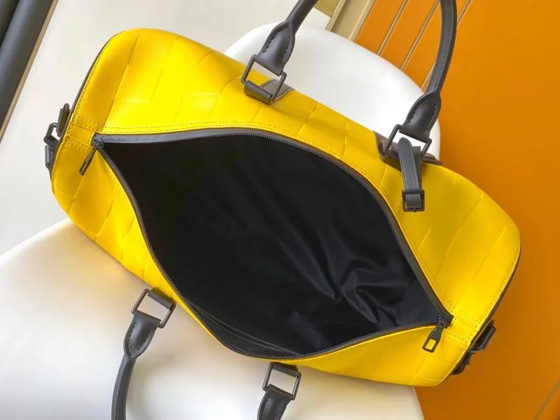 Affordable Louis Vuitton Travel Bags 38742