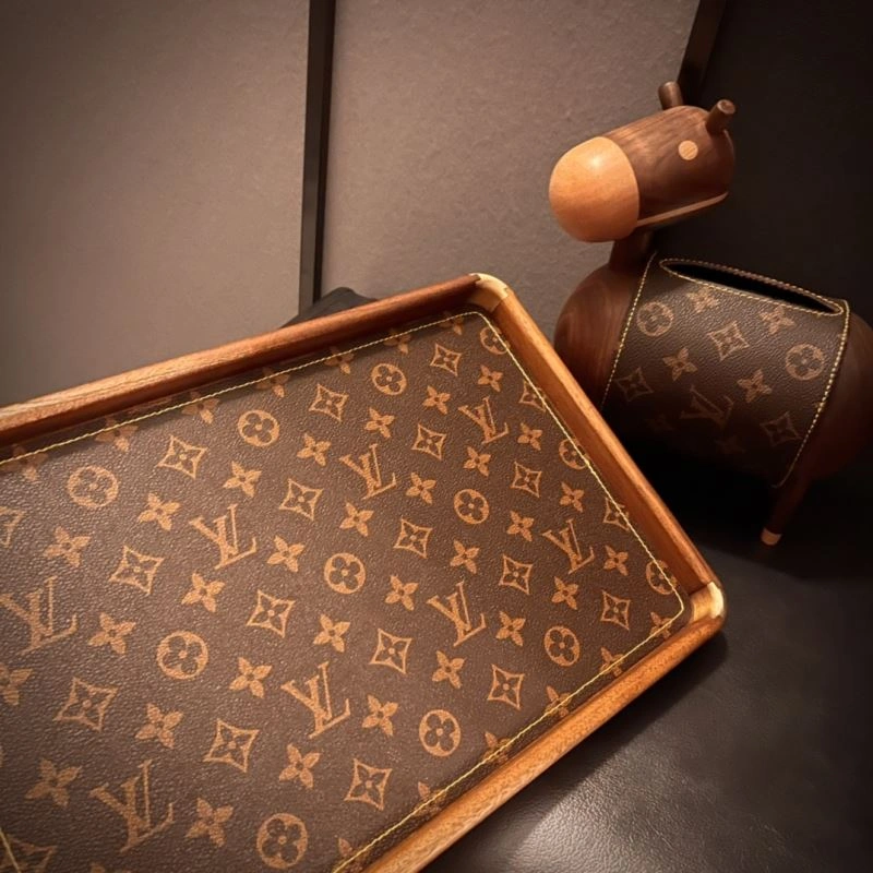 Louis Vuitton Trays Refined 274769