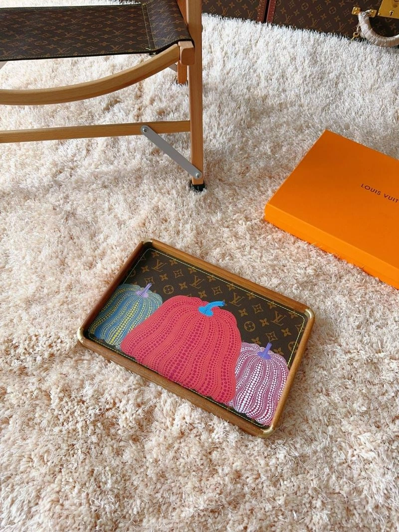 Louis Vuitton Trays Bright 274770