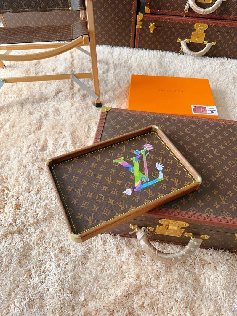 Louis Vuitton Trays Modern 274774