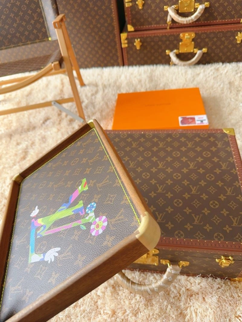 Louis Vuitton Trays Modern 274774