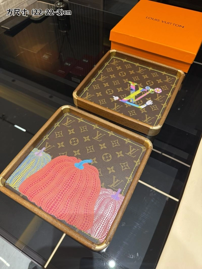 Louis Vuitton Trays EyeCatching 274773
