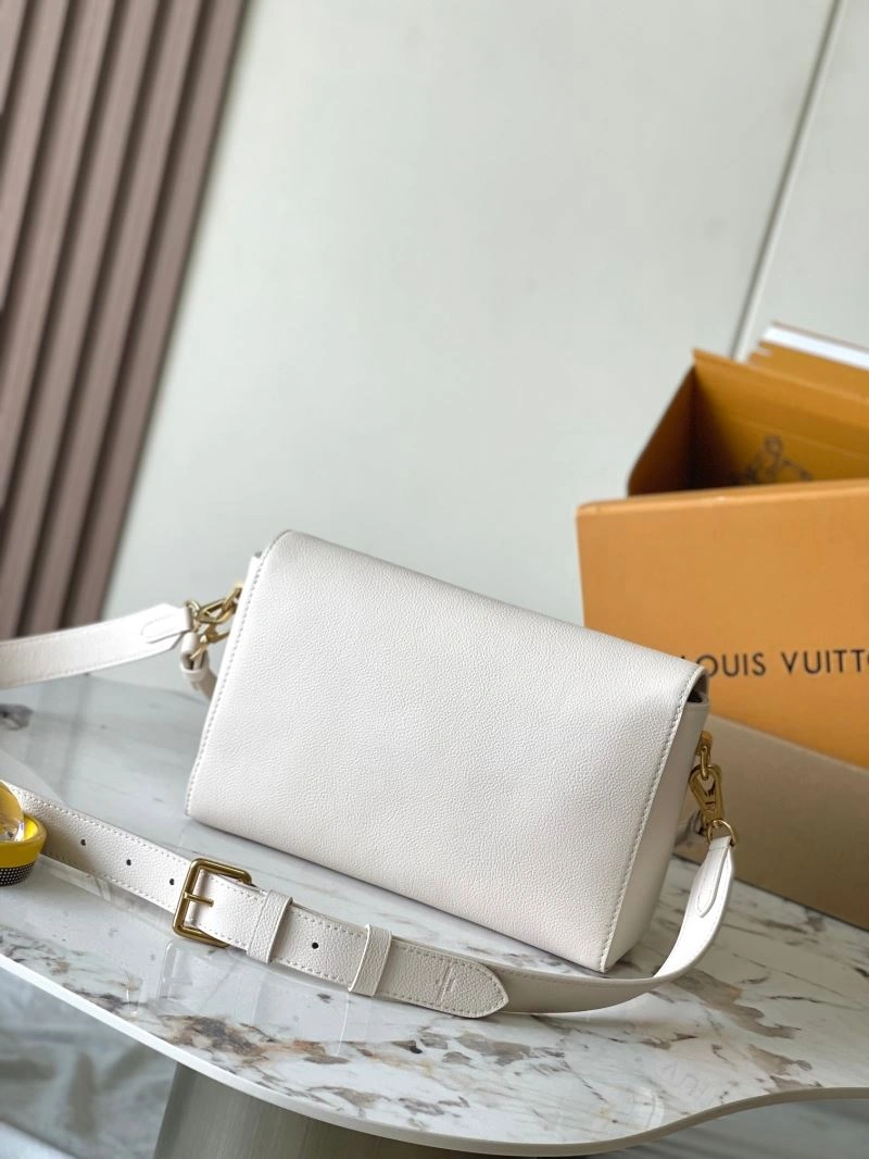 SmoothTexture Louis Vuitton Twist Bags 93395