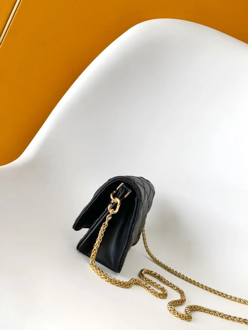 Louis Vuitton Twist Bags FreshLook 42139