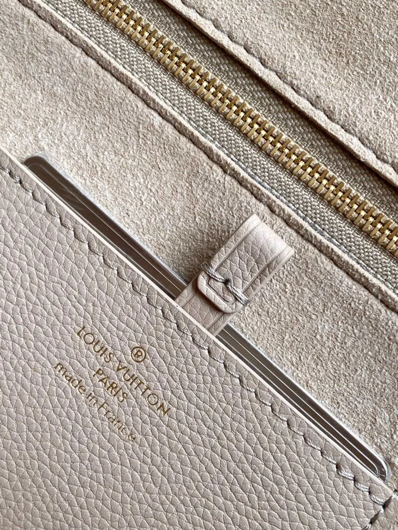 UrbanChic Louis Vuitton Twist Bags 41830