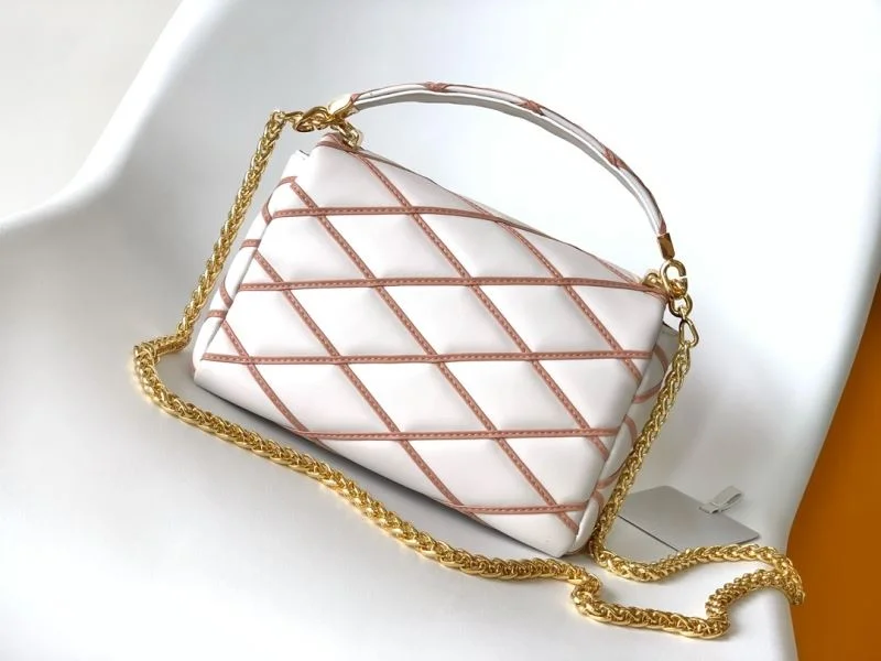 Louis Vuitton Twist Bags Comfortable 39017