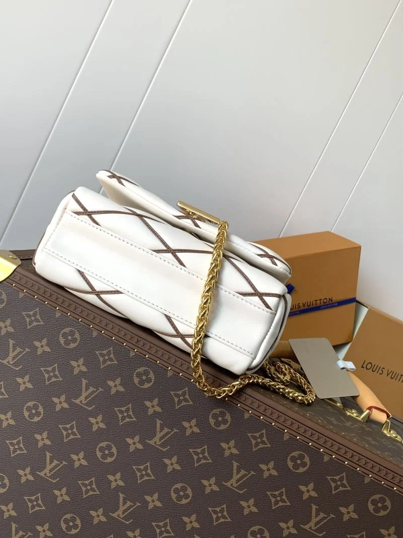 ZipUp Louis Vuitton Twist Bags 39026
