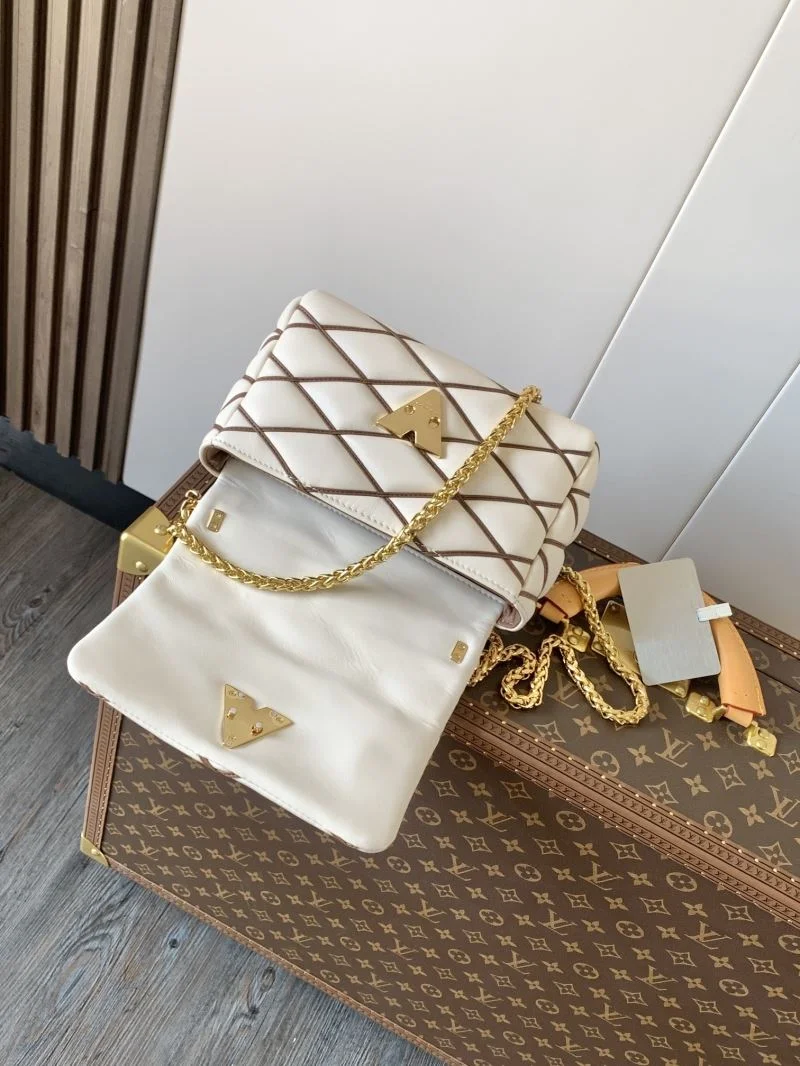 ZipUp Louis Vuitton Twist Bags 39026