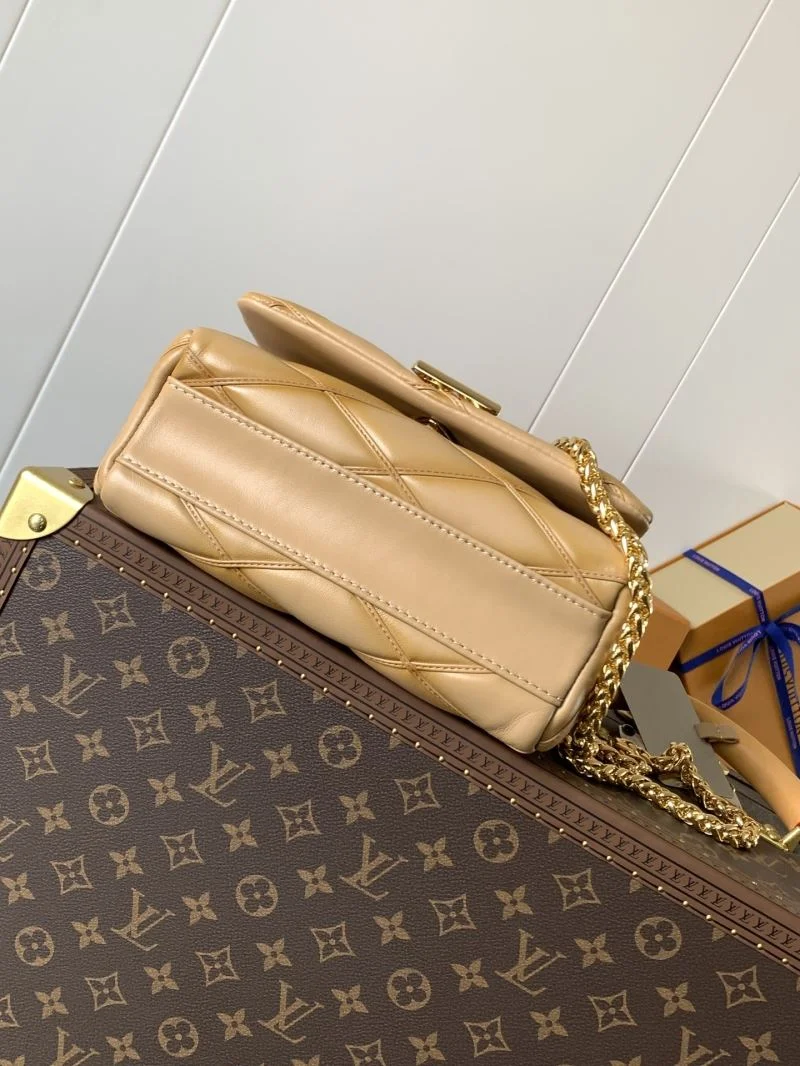 Casual Louis Vuitton Twist Bags 39046