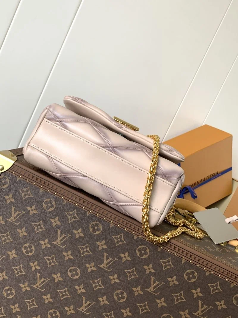 Louis Vuitton Twist Bags Trendy 39024