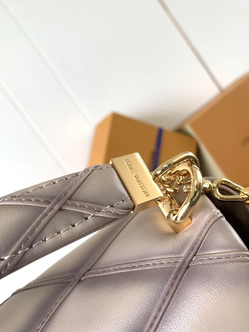 Louis Vuitton Twist Bags Trendy 39024