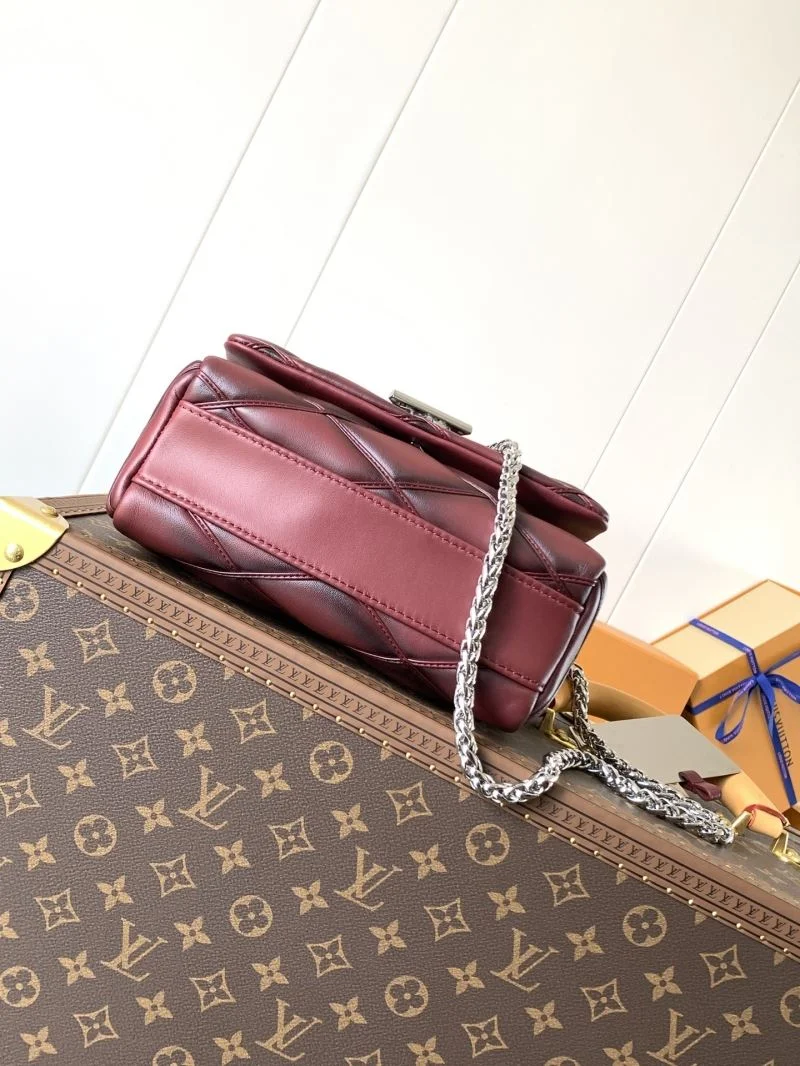 OdorResistant Louis Vuitton Twist Bags 39039
