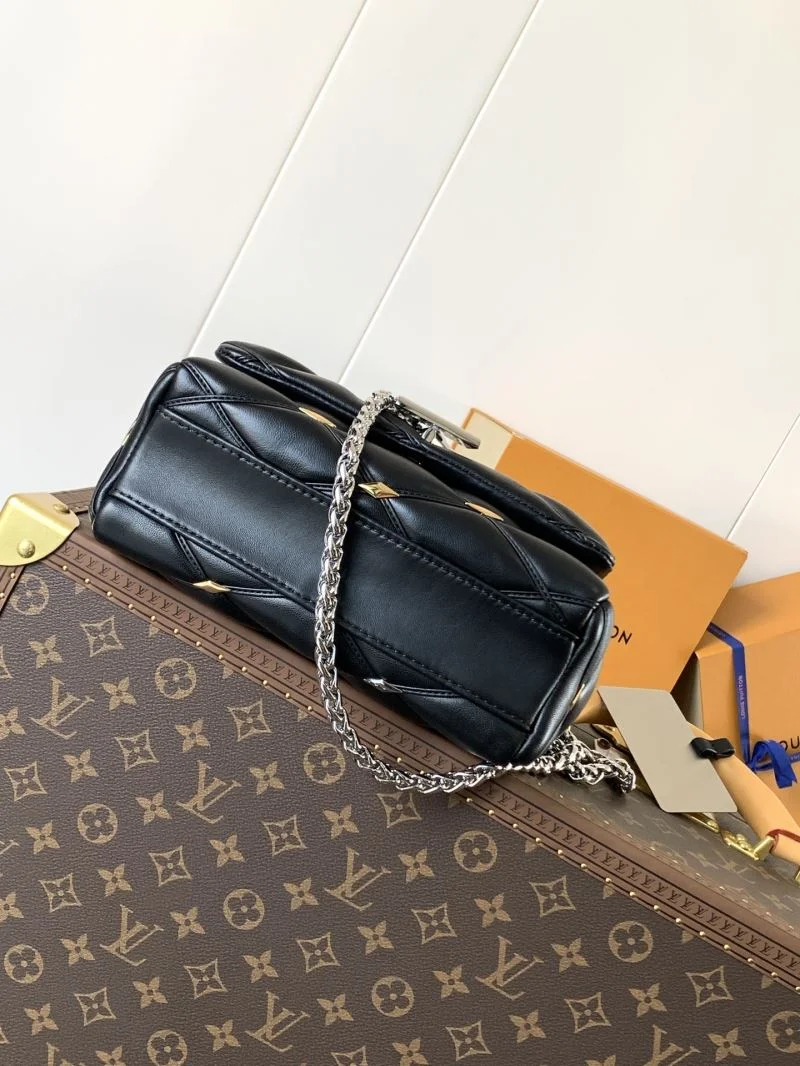 Louis Vuitton Twist Bags FreshLook 39033