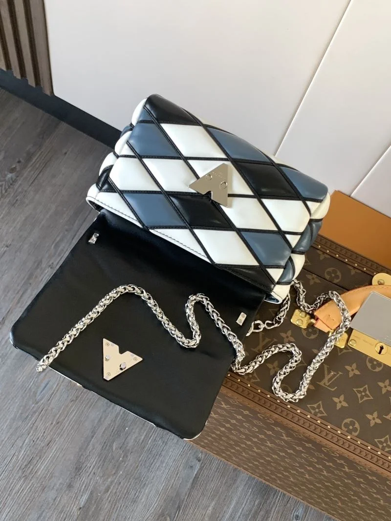 Louis Vuitton Twist Bags Reliable 39030