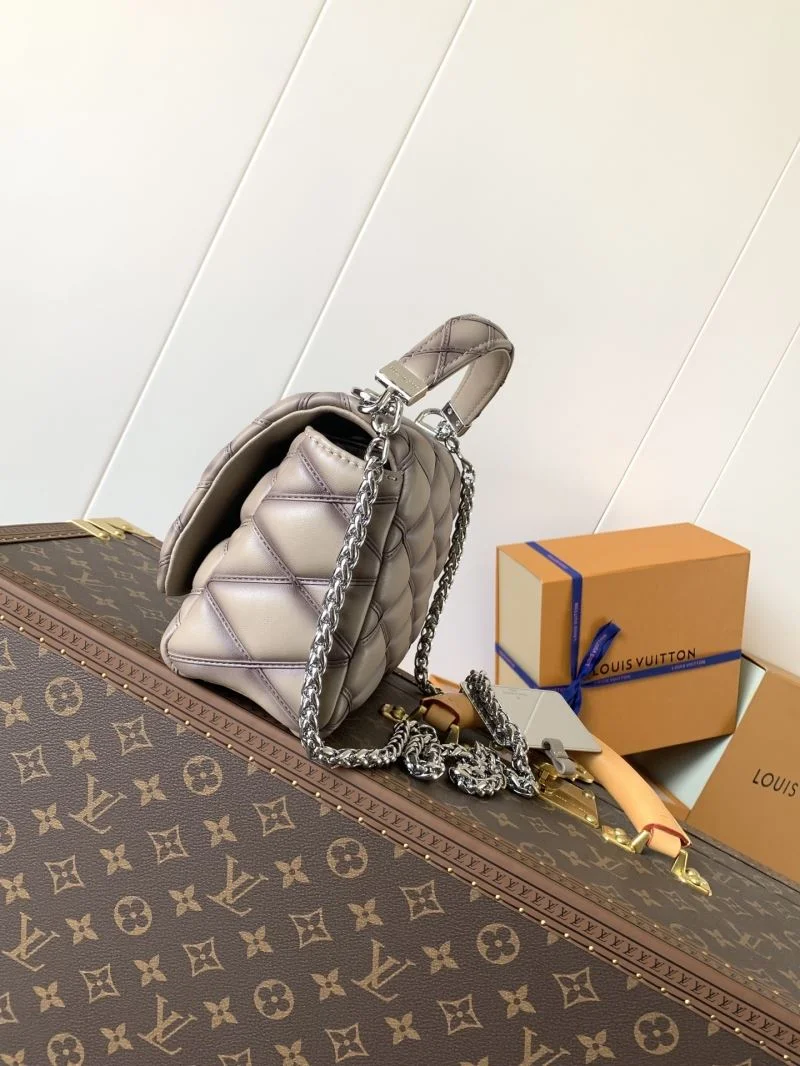 Louis Vuitton Twist Bags FashionForward 39029