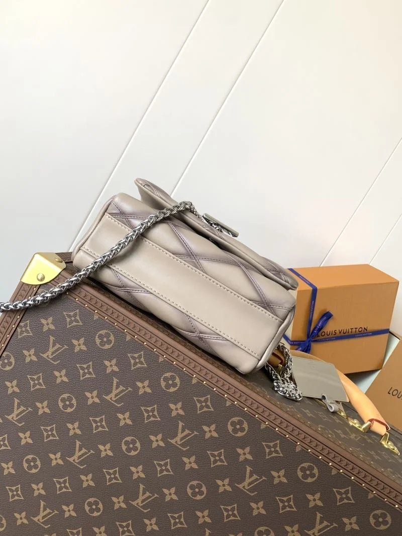 Louis Vuitton Twist Bags FashionForward 39029