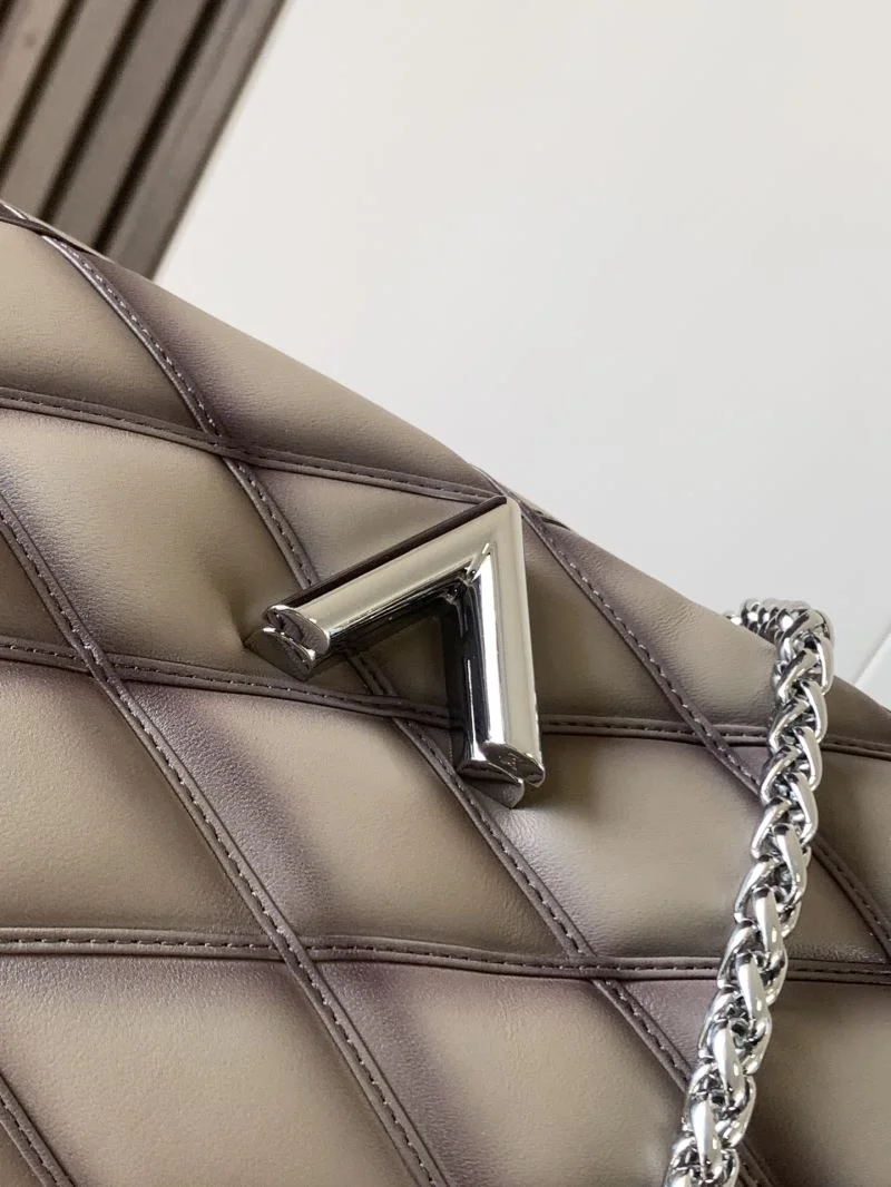 Louis Vuitton Twist Bags FashionForward 39029