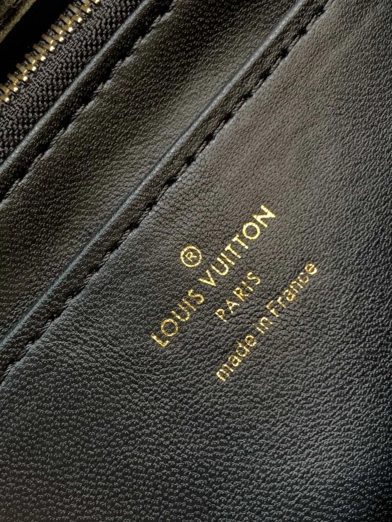 Premium Louis Vuitton Twist Bags 39028