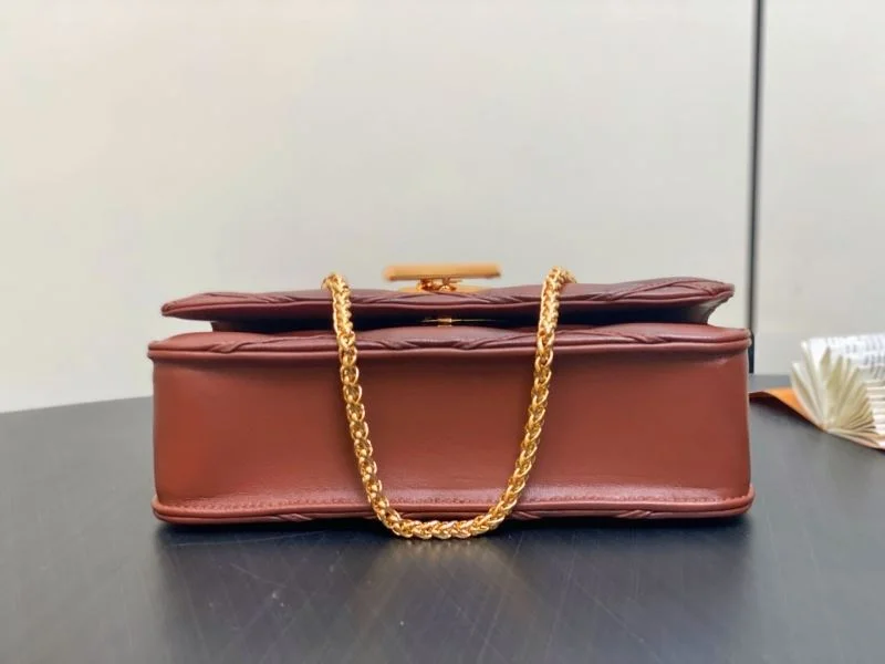Casual Louis Vuitton Twist Bags 38716
