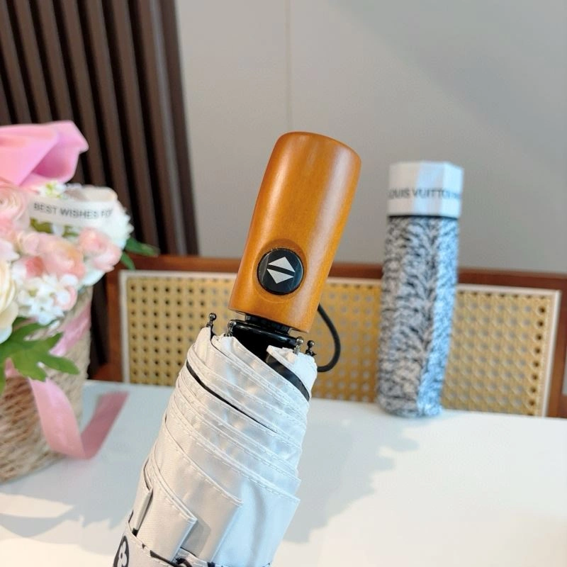 WaterResistant Louis Vuitton Umbrella 275326