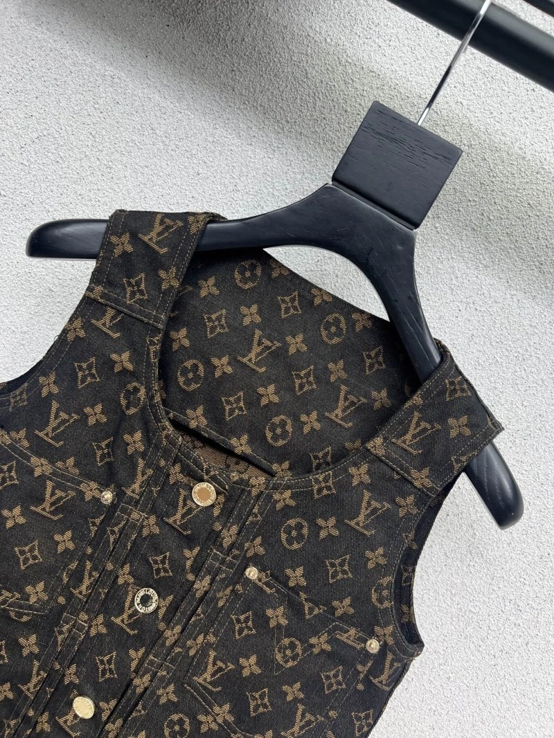 Louis Vuitton Vest Affordable 130939