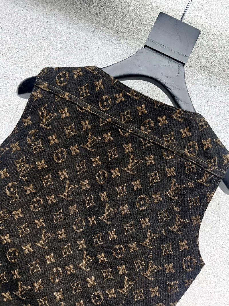 Louis Vuitton Vest Affordable 130939