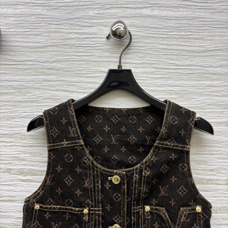WellDesigned Louis Vuitton Vest 130926