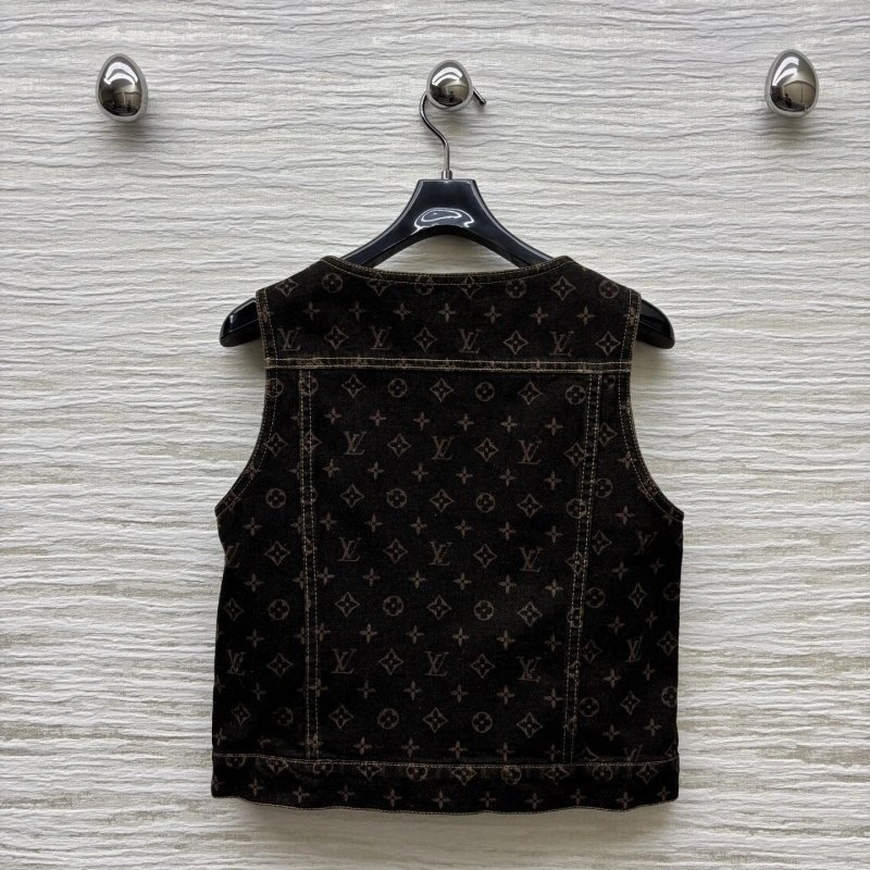 WellDesigned Louis Vuitton Vest 130926