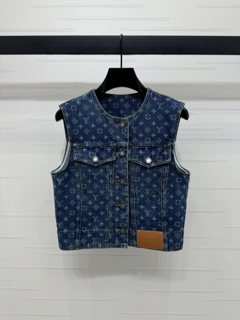 WellDesigned Louis Vuitton Vest 131502