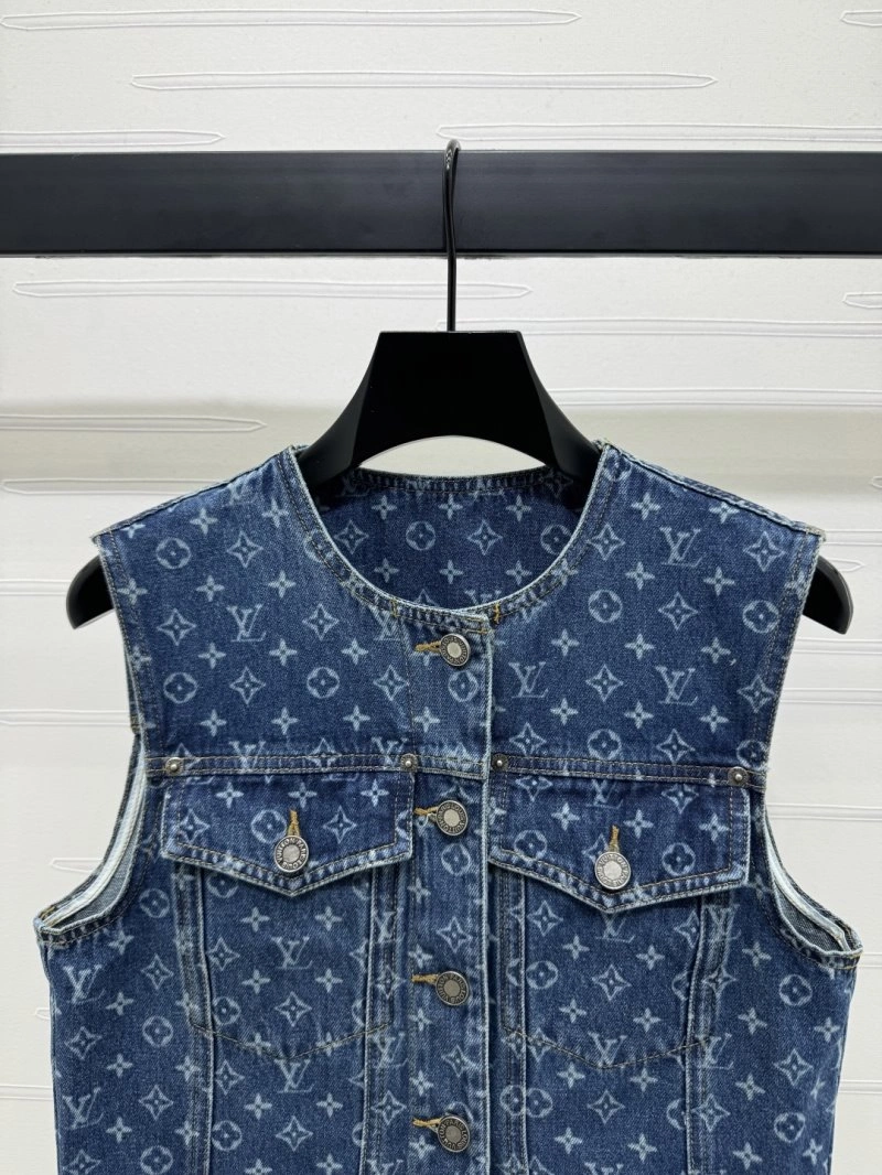 WellDesigned Louis Vuitton Vest 131502