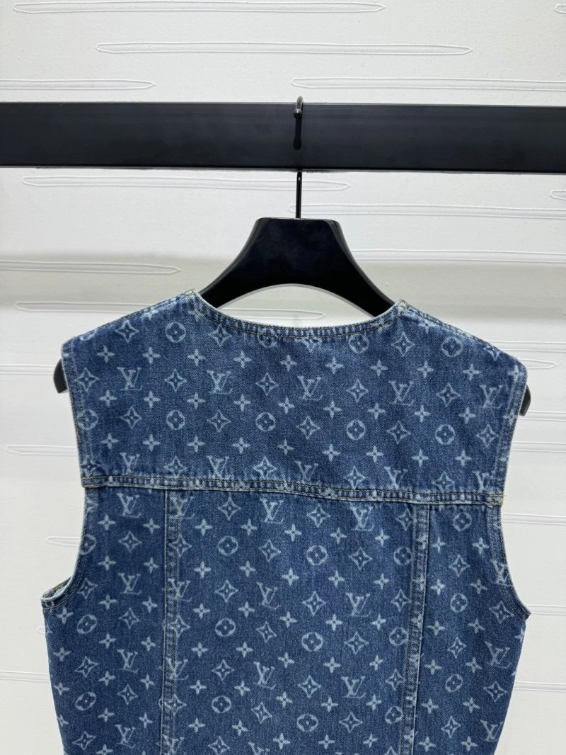 WellDesigned Louis Vuitton Vest 131502